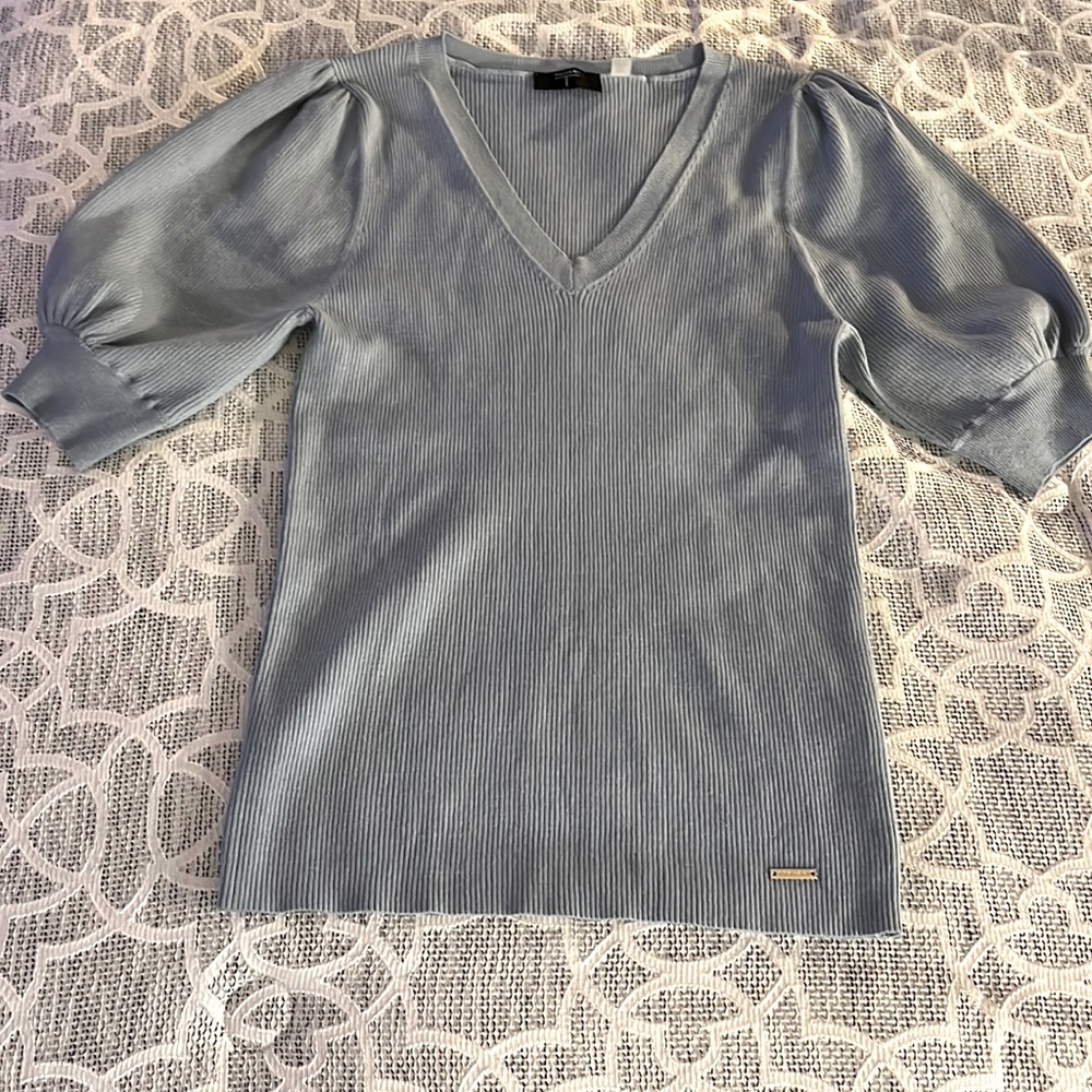 Tahari Large Knit Puff Top (Mineral Blue)